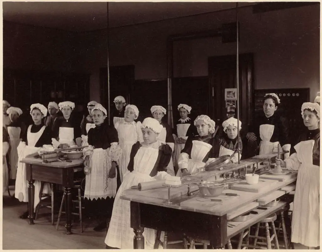 19th-century cooking class in Boston, courtesy Boston Public Library