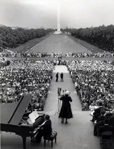 Marian Anderson's 1939 Lincoln Memorial concert photo 2