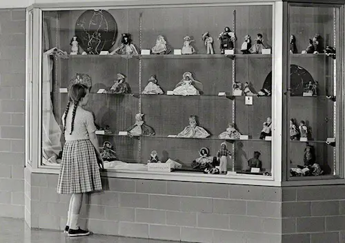 Walter R. Dolan Junior High School, Stamford, 1950s. Courtesy Library of Congress. 