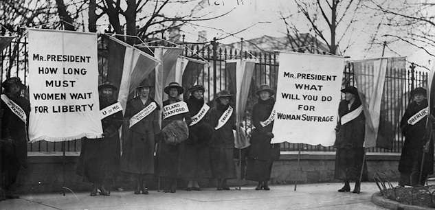 Suffragists picketing the White House. Photo courtesy Library of Congress. 