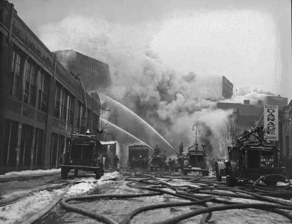 Throwback Thursday: Historic Photos of the Glorious Fenway Park