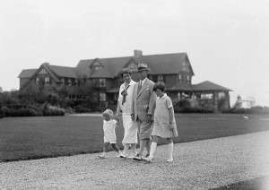 A. Atwater Kent and his family in Maine.