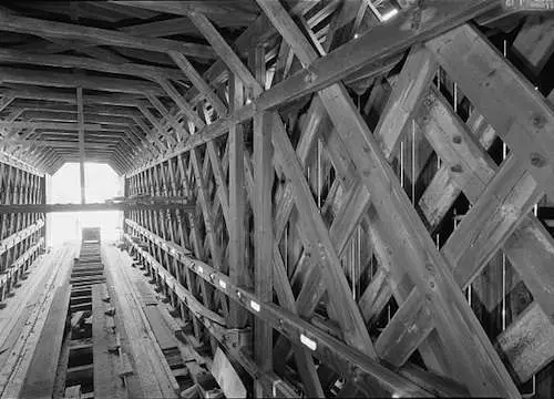 Interior of the Contoocook Railroad Bridge showing the Town lattice truss. Photo courtesy Library of Congress. 