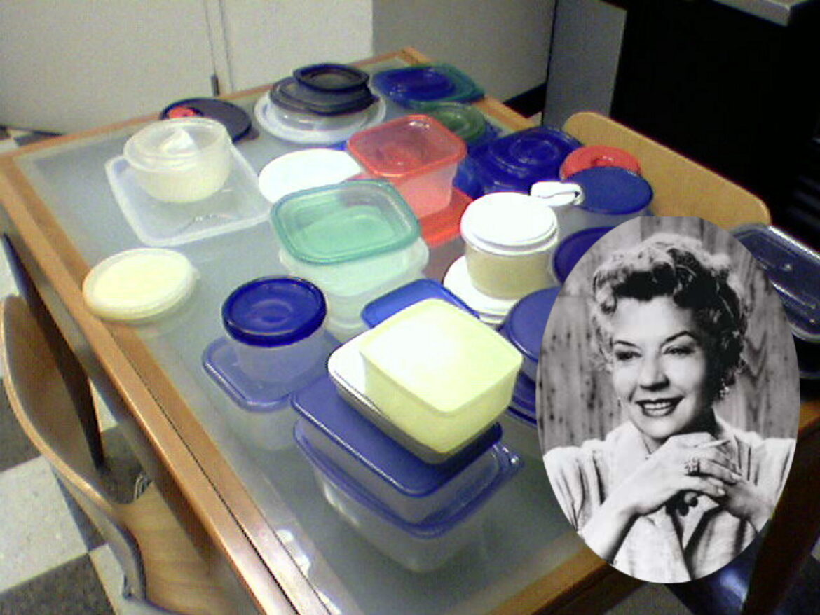 tupperware: A tribute to Tupperware, which packed a plastic revolution -  The Economic Times