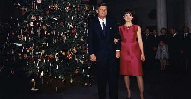 Jack and Jackie Kennedy, 1962. Photo courtesy John F. Kennedy Library and Museum. 
