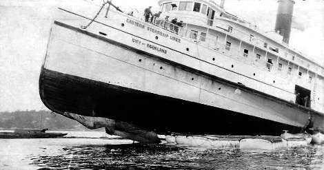 City of Rockland Run Aground in 1904