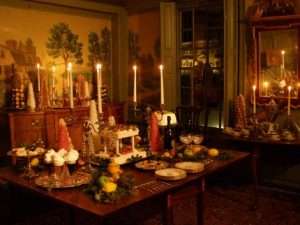 holidays-towns-wethersfield-table
